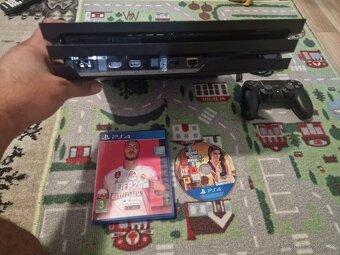 Ps4 Pro 1 TB - 5