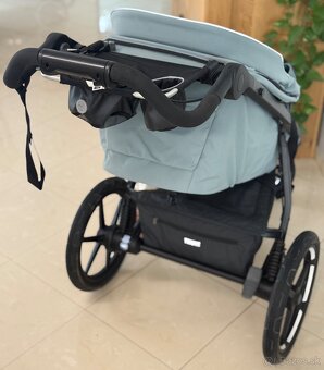 Thule Urban Glide 3 s prislušenstvom a vaničkou - 5