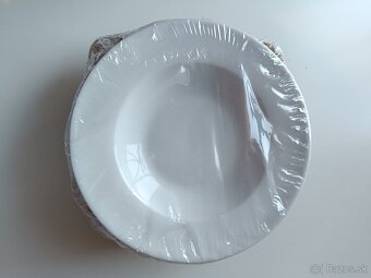 nove rôzne taniere - 5