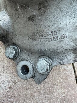 Predám predne tlmiče na Bmw530 GT - 5