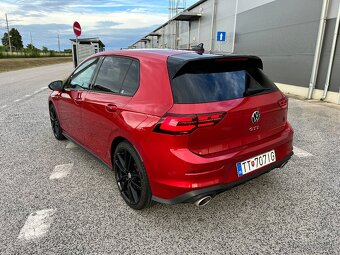 VW Golf 8 GTI 2,0 TSI DSG - 5