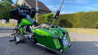 Harley Davidson Street Glide - 5