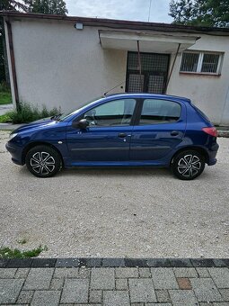 Peugeot 206 1.1 benzín rk 2005 - 5