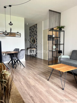 Na prenájom 2 izbový byt 45 m2 + terasa 15 m2 + 30 m2 predzá - 5