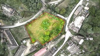Gemerská Poloma - 1.701 m2 POZEMOK NA RD - 10 minút od RV - 5
