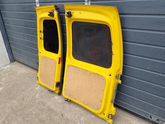 VW Cady kufrové dvere - 5