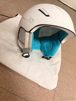 Lyziarska prilba - 5