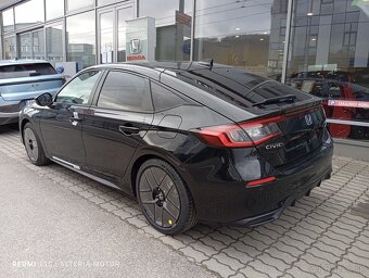Honda Civic SPORT 2.0 e:HEV Automat - 5