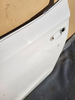 Skoda fabia 4 dvere zadne prave lave - 5