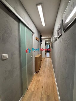 Na predaj - moderný zrekonštruovaný 2 izbový byt, Bratislava - 5