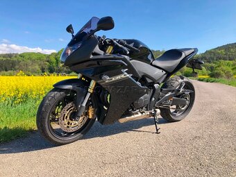 Honda CBR 600 FF - 5