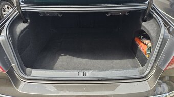 Volkswagen Passat CC 2.0TDI CR Manuál rv.2012 5 miestne - 5