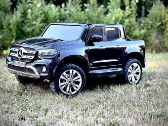 ELEKTRICKÉ AUTÍČKO MERCEDES X-CLASS - LCD - NELAKOVANÉ - ČIE - 5