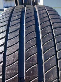 Dvojrozmer 275/40 r19 a 245/45 r19 michelin - 5