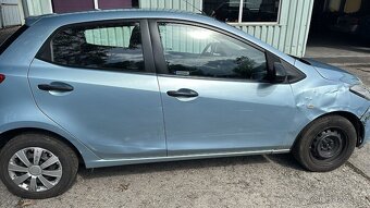 MAZDA 2 1,4 55 KW,ROK 2008 ,NAJ 127 TKM, PLNĚ POJÍZDNÉ,DOHOD - 5