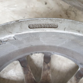 Hliníkové BMW disky 5x120 R17 8J ET47 - 5