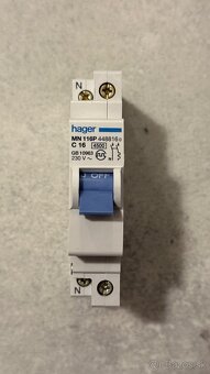 Podomietkový elektrický rozvádzač komplet s poistkami - 5