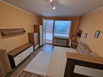 Zariadená garsónka s loggiou, Furča – Zupková ul. - 5