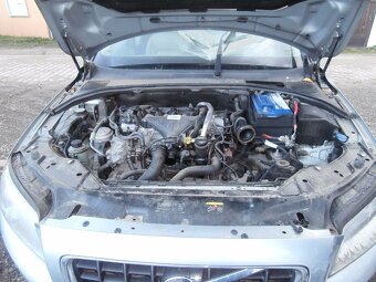 Volvo V70,r.v.2010,2.0D - 5
