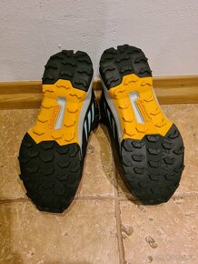 Trekové topánky Adidas - 5