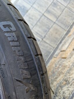 275/40 r21 Letné - 5