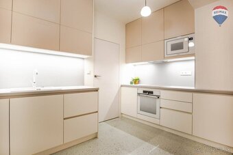 NA PRENÁJOM - 2 izb. dizajnový byt na Záhradníckej ulici - 5