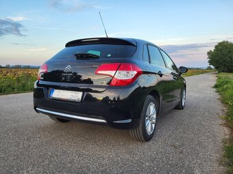 Citroën C4 e-HDi Exclusive 84 kW . - 5