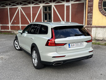 Volvo V60 Cross Country 4x4 - 5