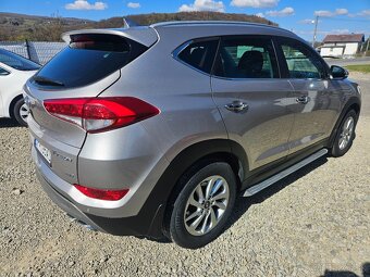 HYUNDAI TUCSON 1.6 T-GDI 4WD 82 000 KM/ 1.MAJITEĽ - 5
