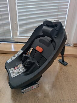 Cybex Aton 5 autosedacka s isofix zakladňou a adaptérmi na k - 5
