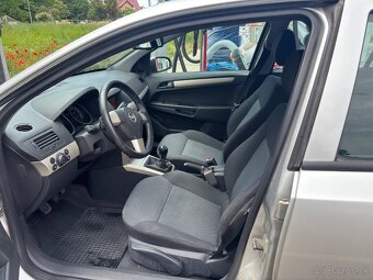 Opel Astra H 1.9 CDTI COSMO | 74 kW | 6-st. manuál | STK do - 5