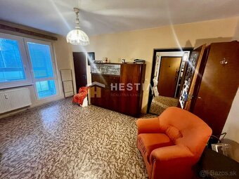 2 izbový byt s balkónom a výťahom, s pekným výhľadom v Brezo - 5