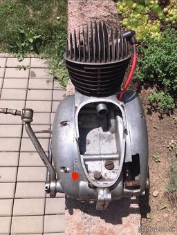 Predám motor na motocykel čz 125/150 C, motor ide pretočiť - 5