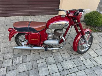 JAWA 250 - 5