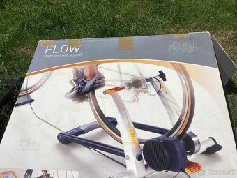 Cyklotrenažér Tacx Flow v pôvodnom balení - 5