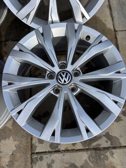 5x112 r17 Montana Passat b8 Tiguan - 5