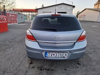 Opel Astra 1,6 77kw - 5