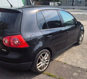 Golf 5 - 5