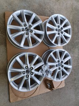 Mazda 3 cx-30 cx-3 cx-5 cx-7 kia 5x114,3 r18 - 5