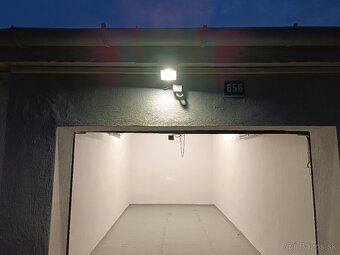 Prenájom garáže pri Viva Parku v Komárne - 5