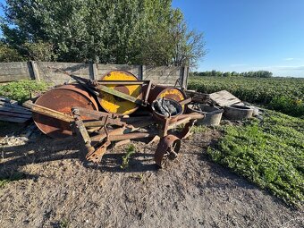 Predávam 3 veľké lúčne valce - 5