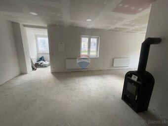 REZERVOVANÝ Rodinný dom v procese rekonštrukcie pred dokonče - 5