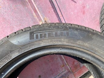 Pneu Pirelli 235/55 R19 - 5