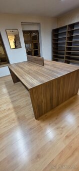 Zostava nábytku 450,- - 5