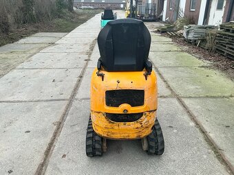 Mini rýpadlo JCB Micro 8008 (2009) – skvelý stav - 5
