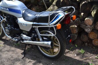 Honda CB 400N - 5