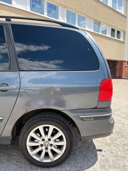 Volkswagen Sharan 1.9 TDi 85kw - 5