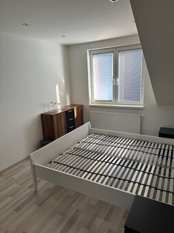 Ponúkame na prenájom 2-izbový byt s balkónom a parkovacím mi - 5