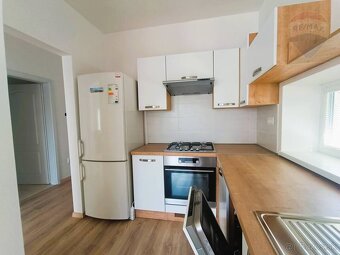 PRENÁJOM: Priestranný 3-izbový bungalov s parkovaním vo dvor - 5