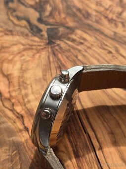 IWC Pilot Chronograph IW3706 - 5